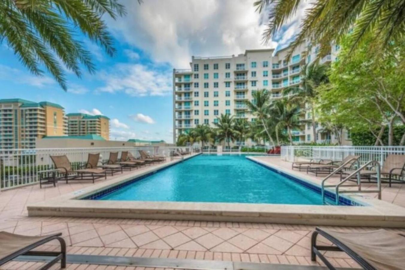 Amazing One-Bedroom In Casa Costa!Beach Pass Inc! Boynton Beach Exterior foto